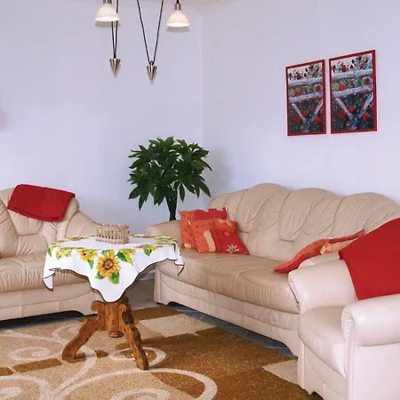 In Mirow Ot Apartament Qualzow